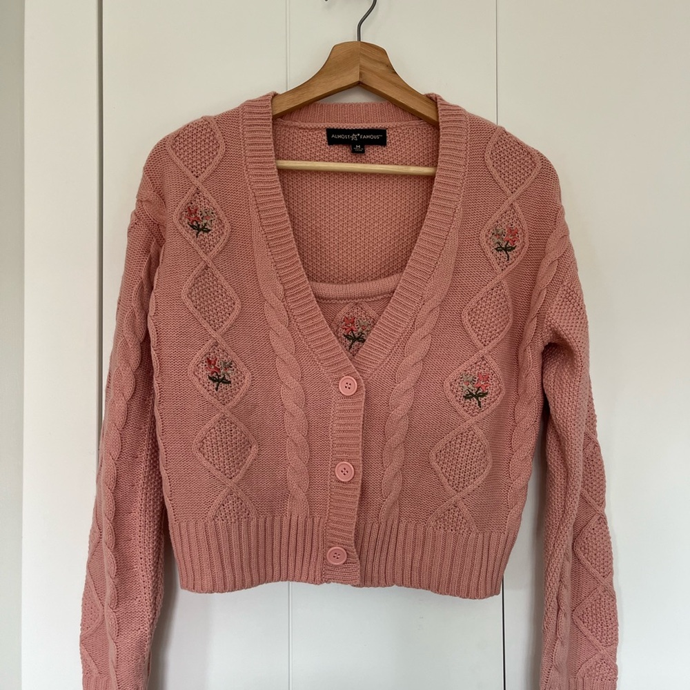 Almost Famous Blush Pink Floral Embroidered Cable Knit Cropped Cardigan/Tank Set